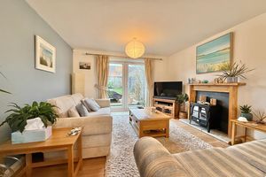 Lounge- click for photo gallery